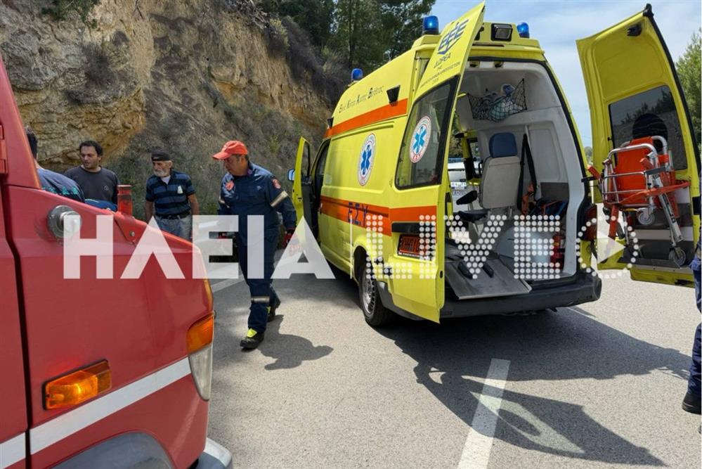 Ηλεία - ανατροπή νταλίκας Ηλεία - ανατροπή νταλίκας