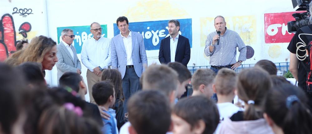 Αγιασμός - Κατερίνα Σακελλαροπούλου - Νίκος Ανδρουλάκης Αγιασμός - Κατερίνα Σακελλαροπούλου - Νίκος Ανδρουλάκης