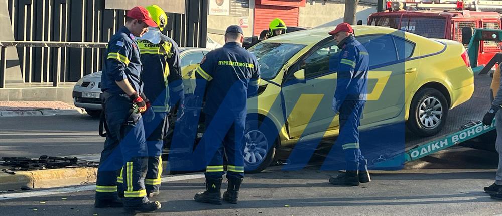 ταξί - τροχαίο - πειραιώς