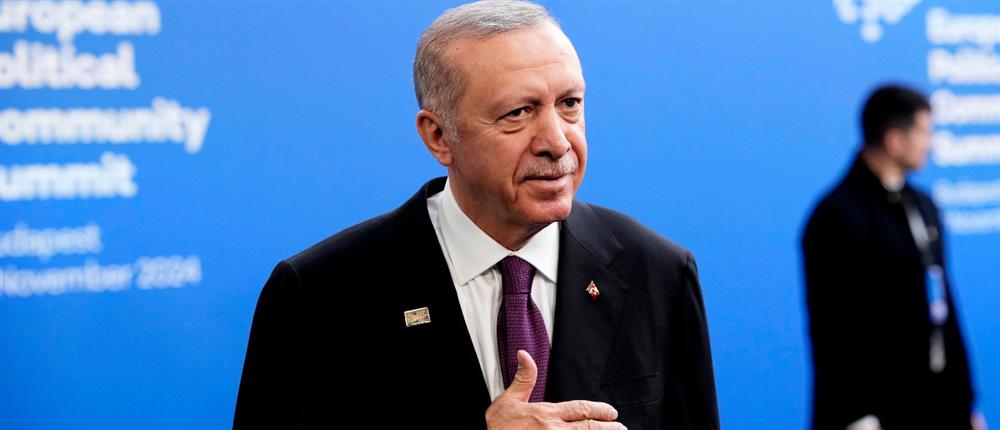 Ταγίπ Ερντογάν - Σύνοδος Κορυφής - Βουδαπέστη Ταγίπ Ερντογάν - Σύνοδος Κορυφής - Βουδαπέστη