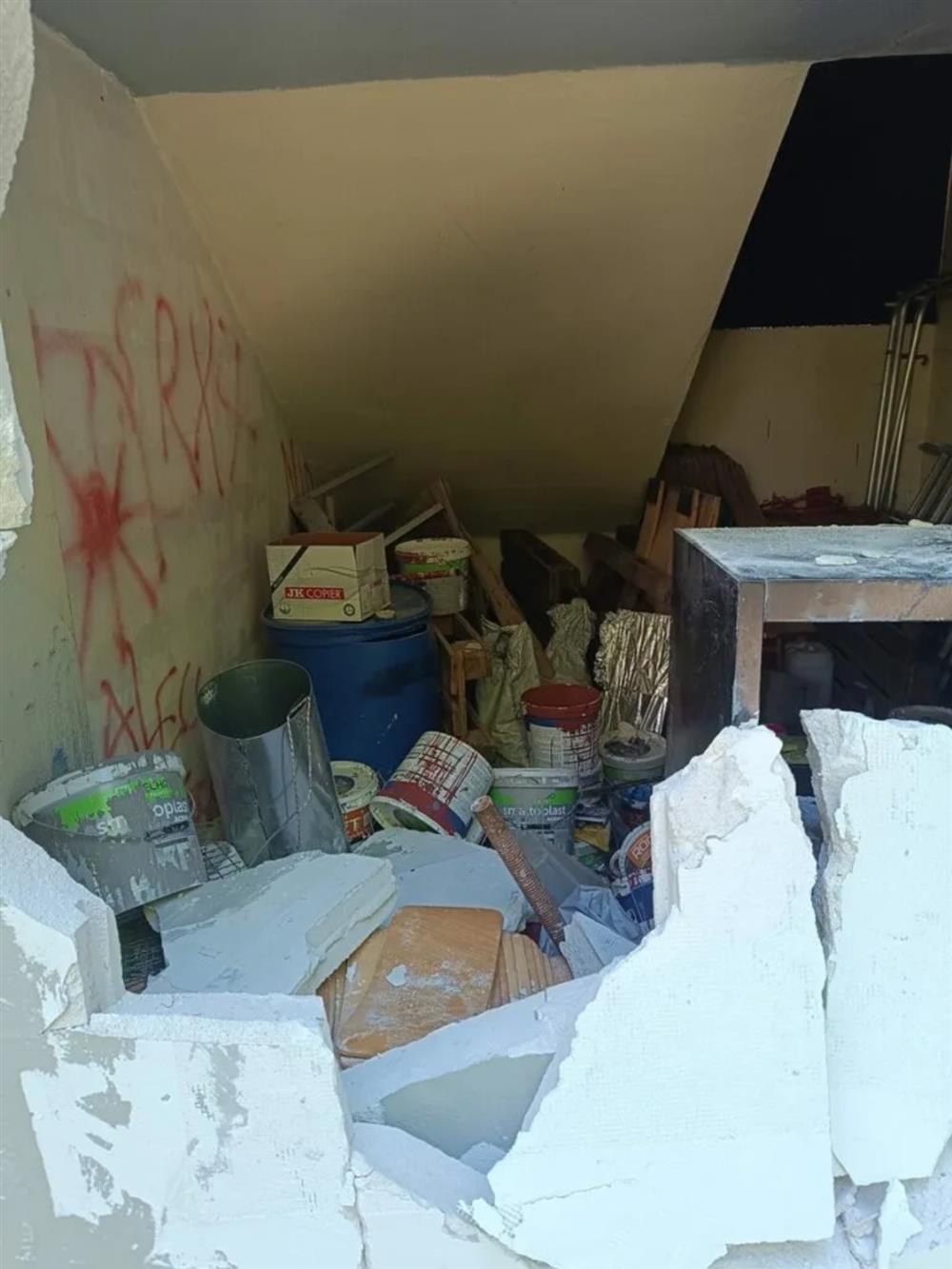 νεα ιωνια - βανδαλισμοι - λυκειο νεα ιωνια - βανδαλισμοι - λυκειο