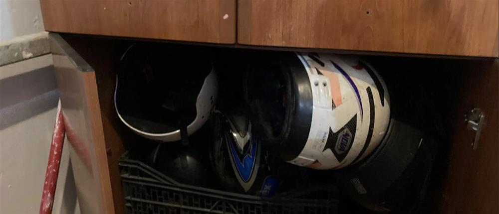 εκκένωση δύο υπό κατάληψη κτιρίων σε Εξάρχεια και Άγιο Παντελεήμονα εκκένωση δύο υπό κατάληψη κτιρίων σε Εξάρχεια και Άγιο Παντελεήμονα