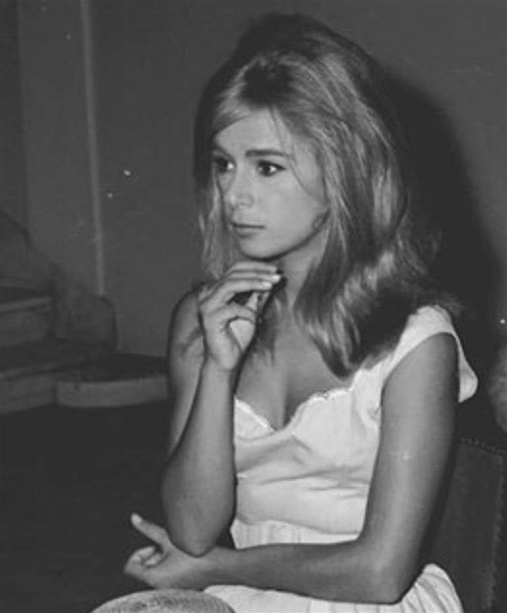 Αλίκη Βουγιουκλάκη - σπάνιες αδημοσίευτες φωτογραφίες Αλίκη Βουγιουκλάκη - σπάνιες αδημοσίευτες φωτογραφίες