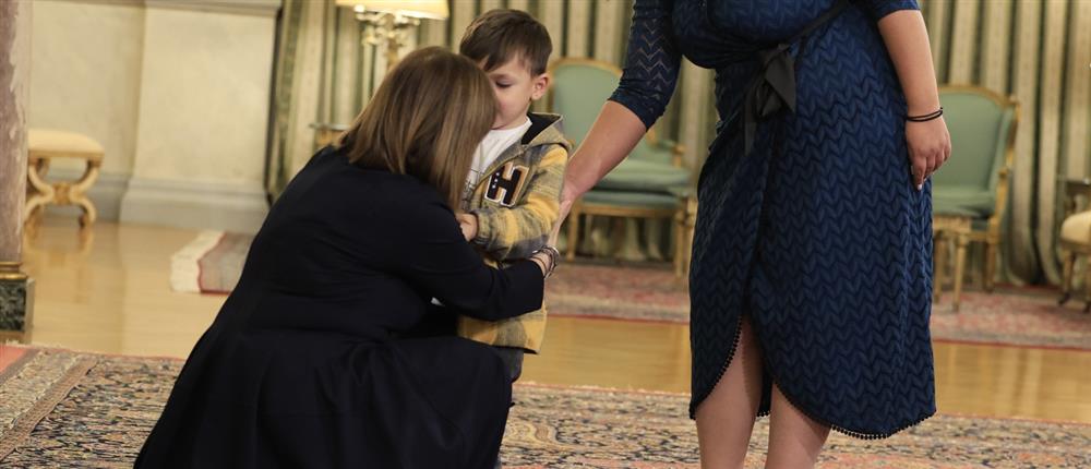 Σακελλαροπούλου - Τυφλός μαθητής Σακελλαροπούλου - Τυφλός μαθητής