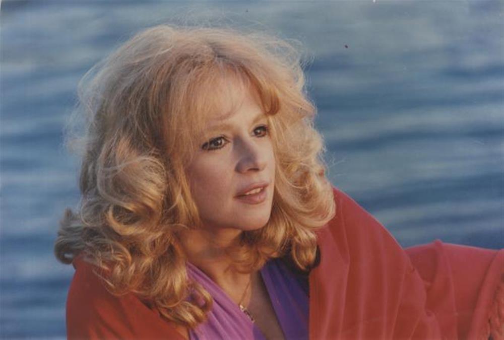 Αλίκη Βουγιουκλάκη