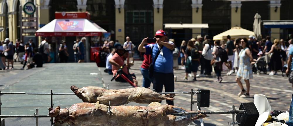 Μοναστηράκι - Αρνί - σούβλες Μοναστηράκι - Αρνί - σούβλες