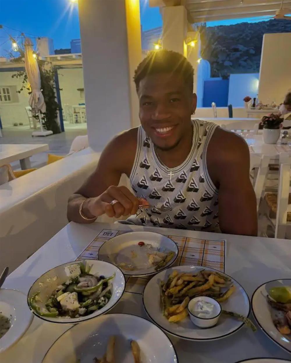 Αντετοκούνμπο - Ριντλσπρίγκερ Αντετοκούνμπο - Ριντλσπρίγκερ