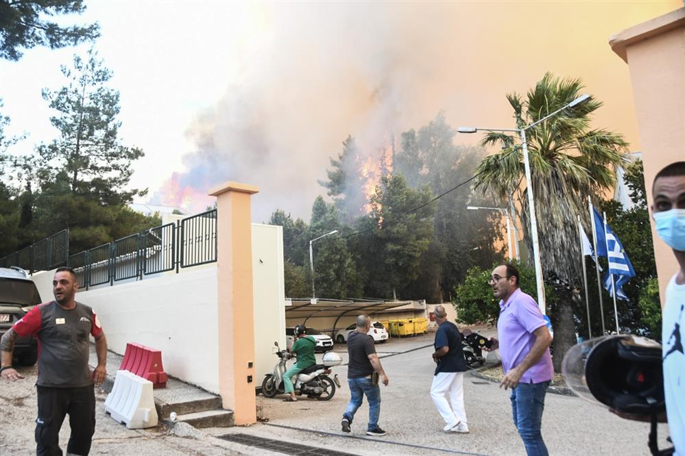 Φωτιά - Πάτρα - Καραμανδάνειο Φωτιά - Πάτρα - Καραμανδάνειο