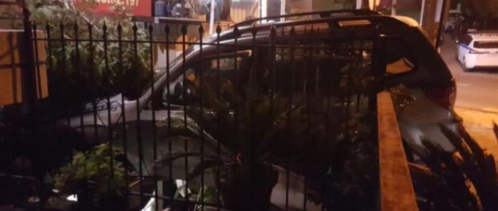 Τροχαίο ατύχημα - Νέα Πεντέλη Τροχαίο ατύχημα - Νέα Πεντέλη