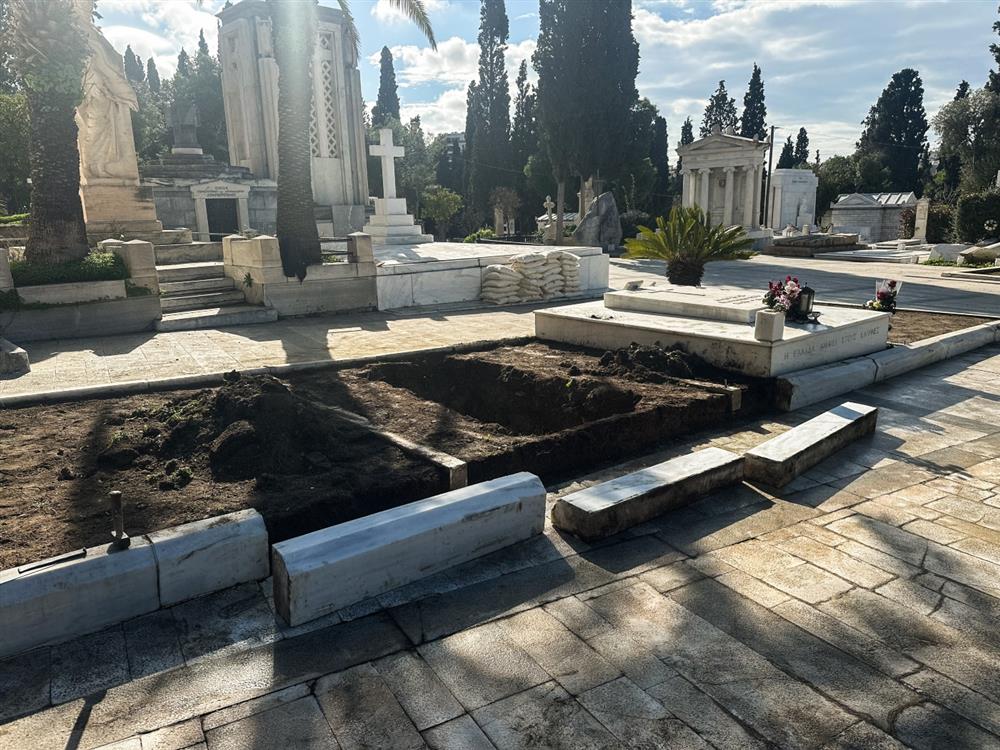 Τάφος - Σημίτης - Α Νεκροταφείο Τάφος - Σημίτης - Α Νεκροταφείο