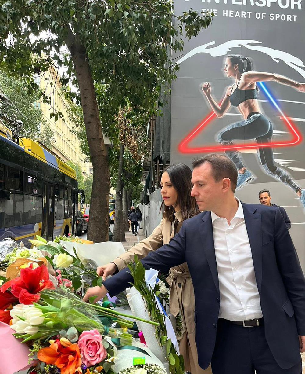 Παναγιώτης Δουδωνής - Δημήτρης Μάντζος - Ελένη Χρονοπούλου - ΠΑΣΟΚ - μνημείο - MARFIN Παναγιώτης Δουδωνής - Δημήτρης Μάντζος - Ελένη Χρονοπούλου - ΠΑΣΟΚ - μνημείο - MARFIN