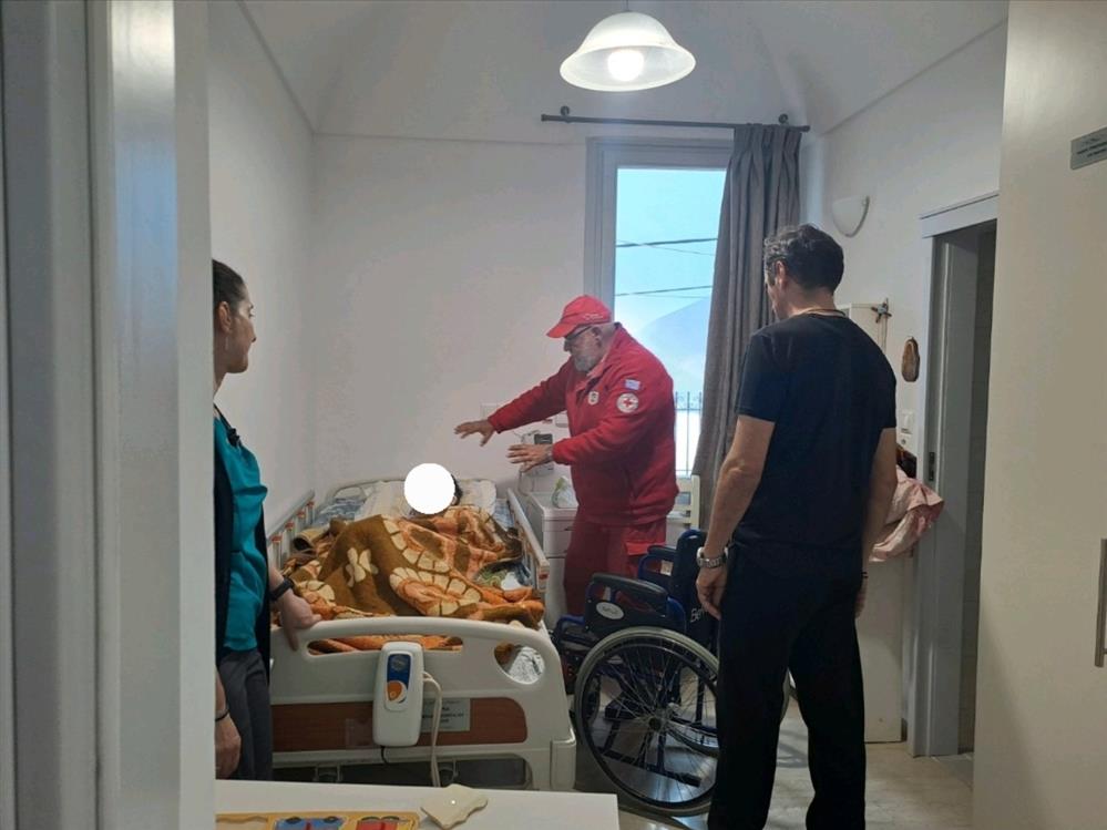 ΕΡΥΘΡΟΣ ΣΤΑΥΡΟΣ - ΑΣΚΗΣΗ ΕΚΚΕΝΩΣΗΣ ΣΤΟ ΓΗΡΟΚΟΜΕΙΟ ΘΗΡΑΣ ΕΡΥΘΡΟΣ ΣΤΑΥΡΟΣ - ΑΣΚΗΣΗ ΕΚΚΕΝΩΣΗΣ ΣΤΟ ΓΗΡΟΚΟΜΕΙΟ ΘΗΡΑΣ