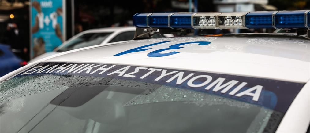 Έγκλημα στη Γλυφάδα: Ποινκή δίωξη για ανθρωποκτονία από πρόθεση στον 46χρονο πατροκτόνο