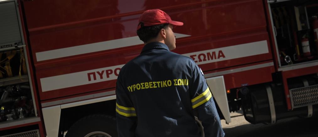 Σπάτα: Διακόπηκε η κυκλοφορία προς Πικέρμι - 40 κλήσεις δέχθηκε το κέντρο της Πυροσβεστικής
