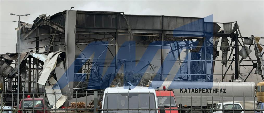 Τρίκαλα: Σε κατάσταση σοκ η κοινωνία από την τραγωδία - Στη μάχη εντοπισμού των αγνοουμένων 60 άνδρες της πυροσβεστικής και της ΕΜΑΚ (βίντεο)